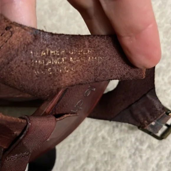 Leather 70s platform sandals. 6 - Picture 8 of 12